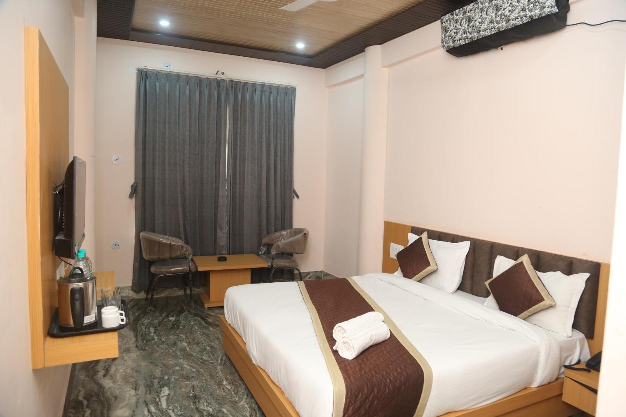 Hotel Kirti Plaza Chittorgarh Exterior photo
