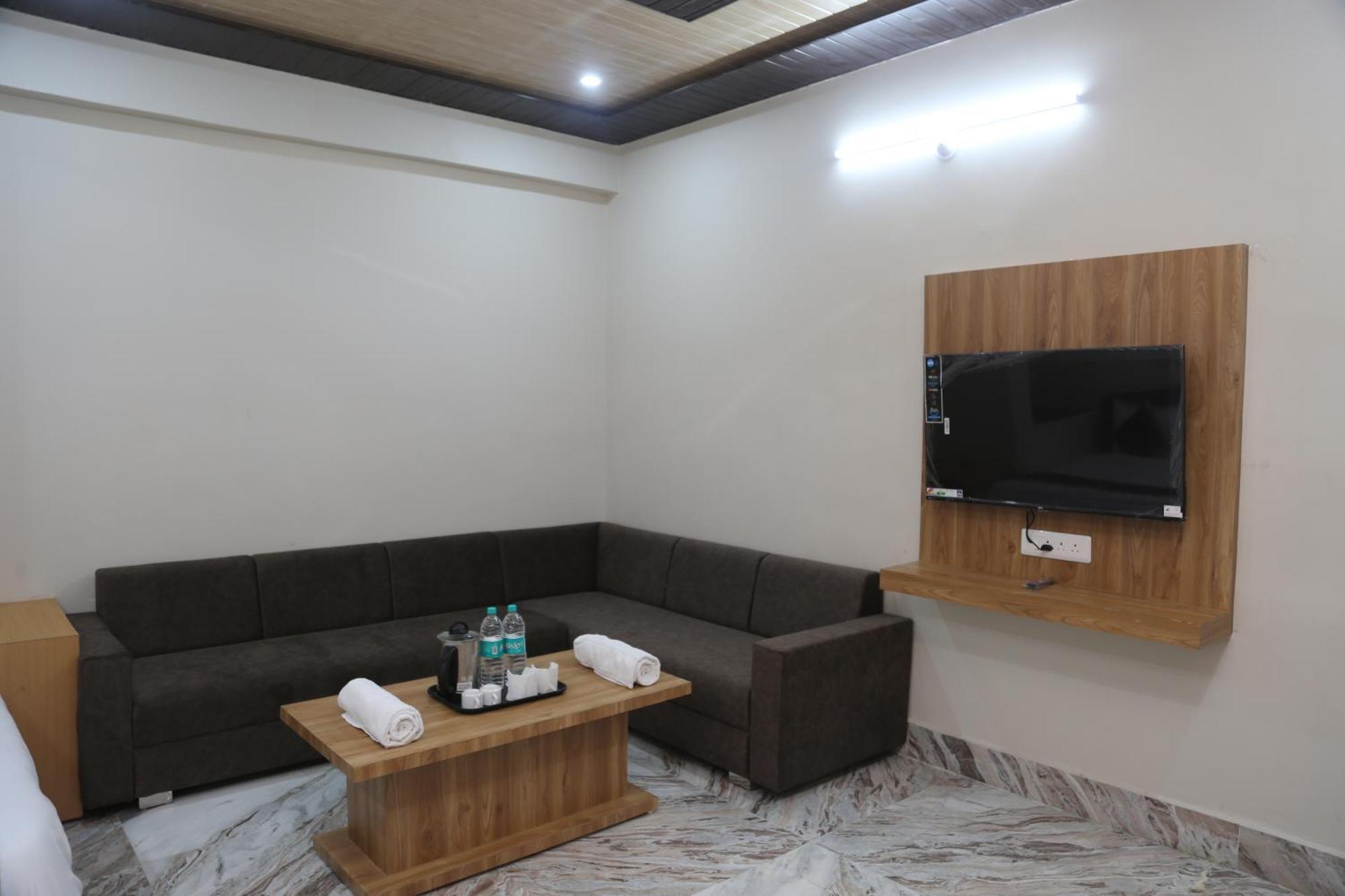 Hotel Kirti Plaza Chittorgarh Exterior photo