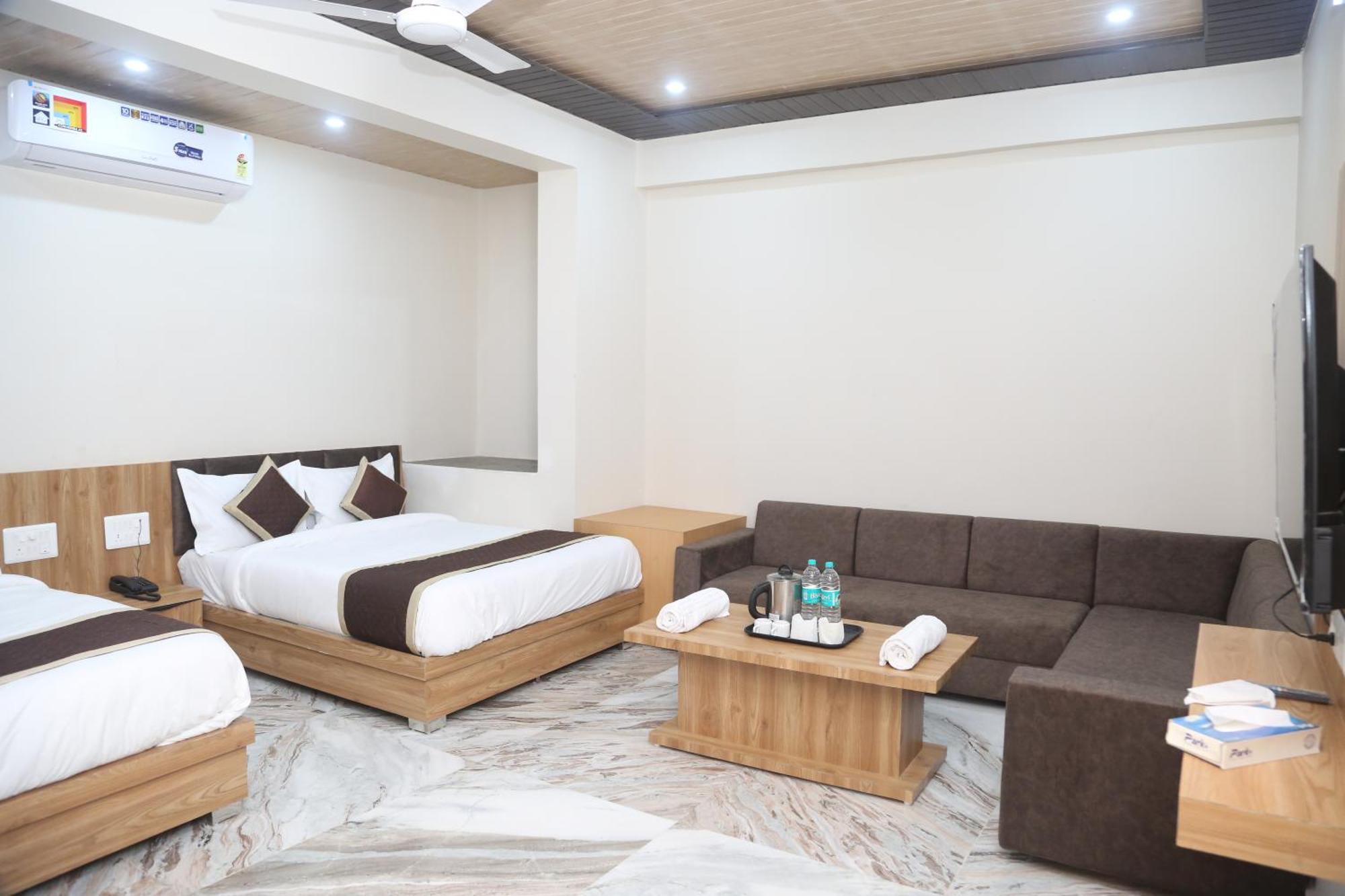 Hotel Kirti Plaza Chittorgarh Exterior photo