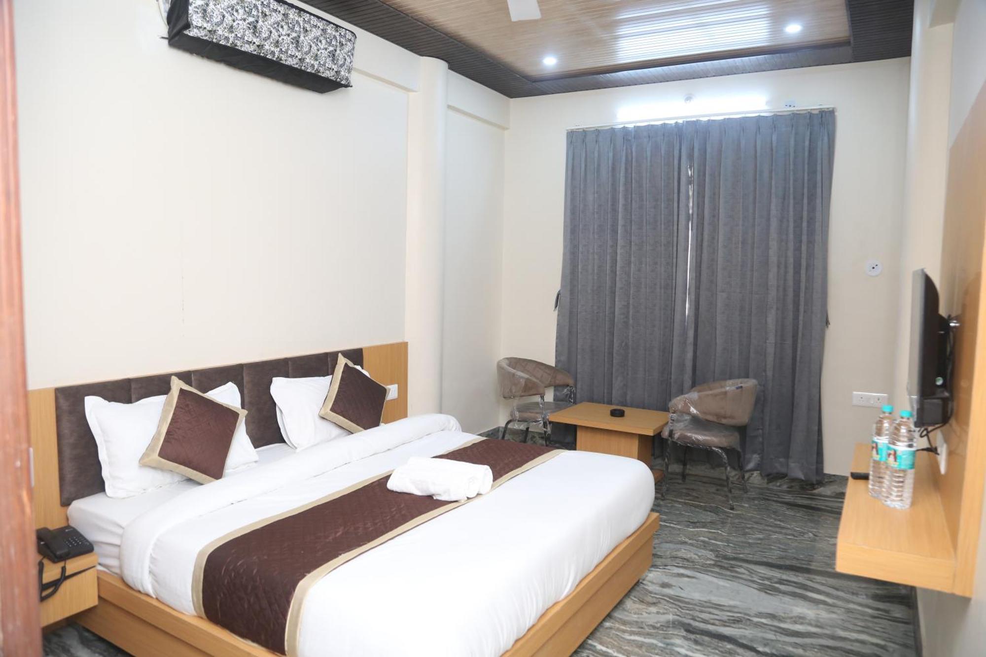 Hotel Kirti Plaza Chittorgarh Exterior photo