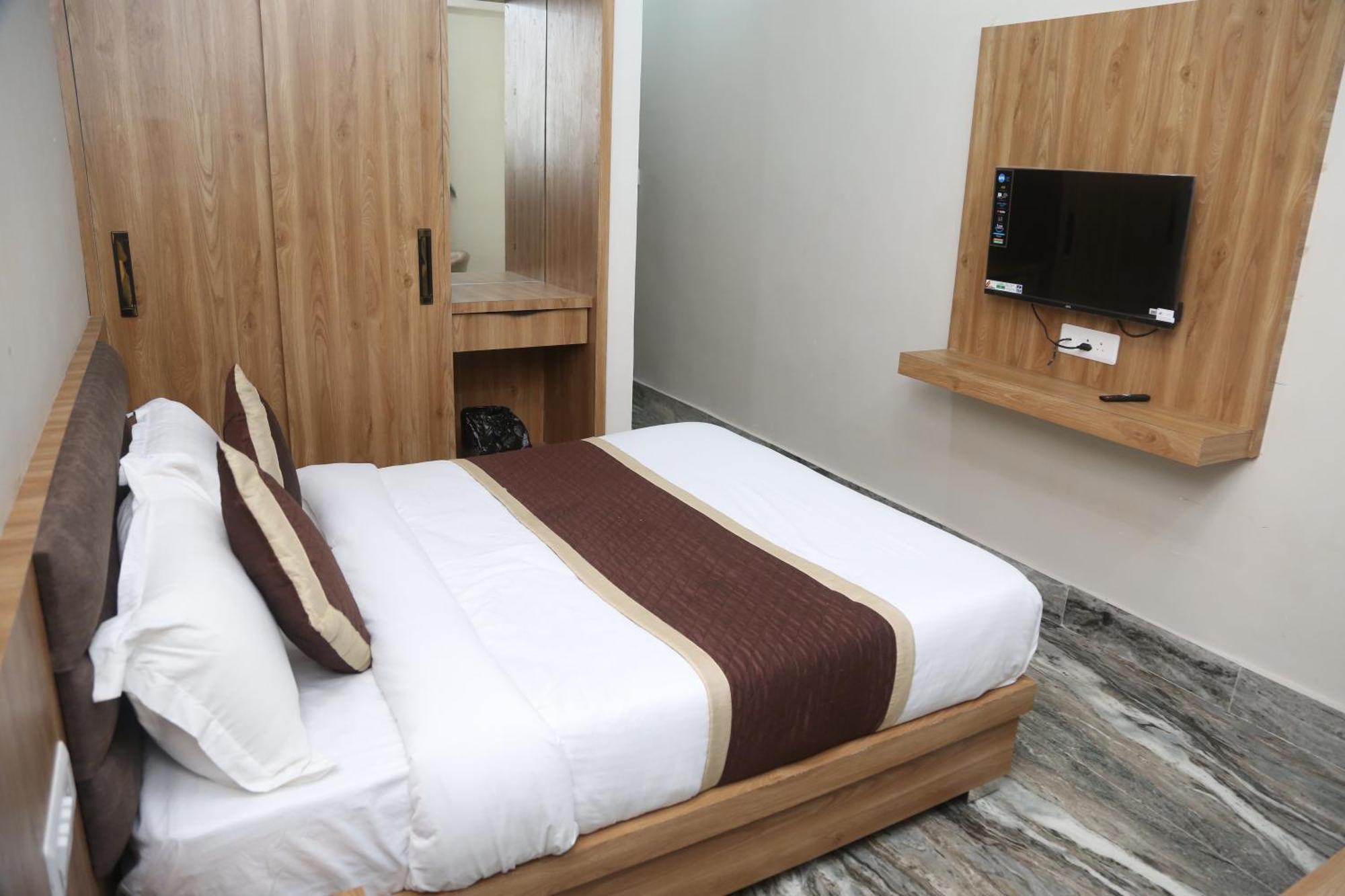 Hotel Kirti Plaza Chittorgarh Exterior photo