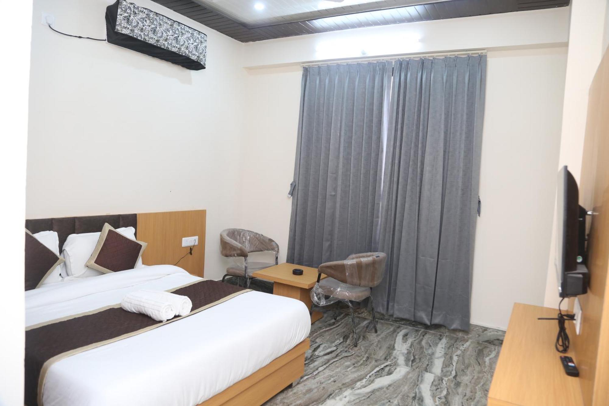 Hotel Kirti Plaza Chittorgarh Exterior photo