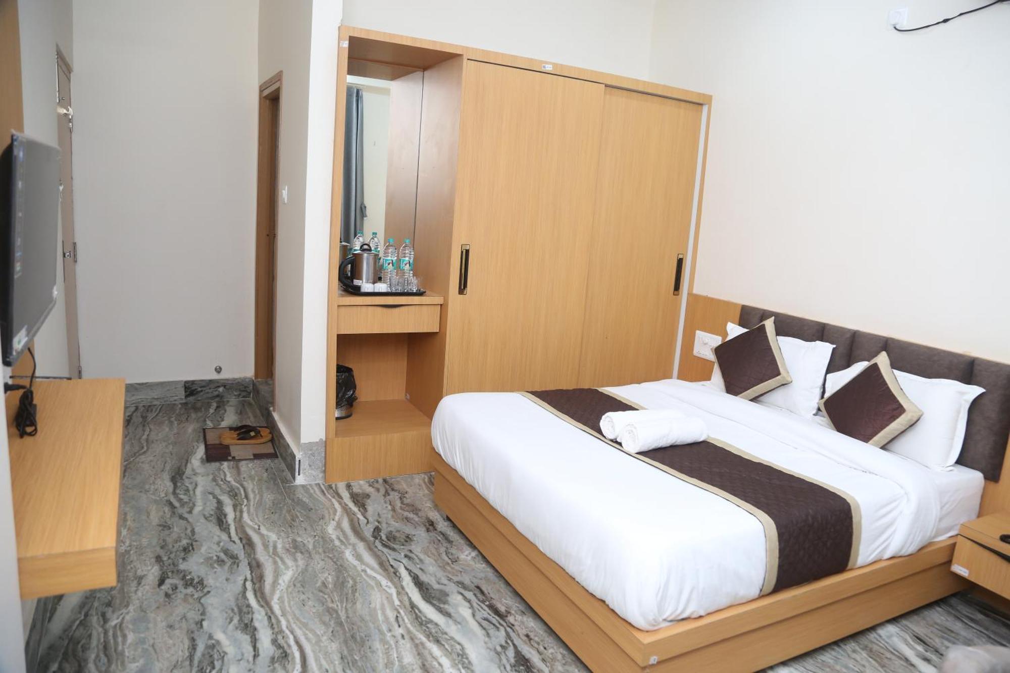Hotel Kirti Plaza Chittorgarh Exterior photo